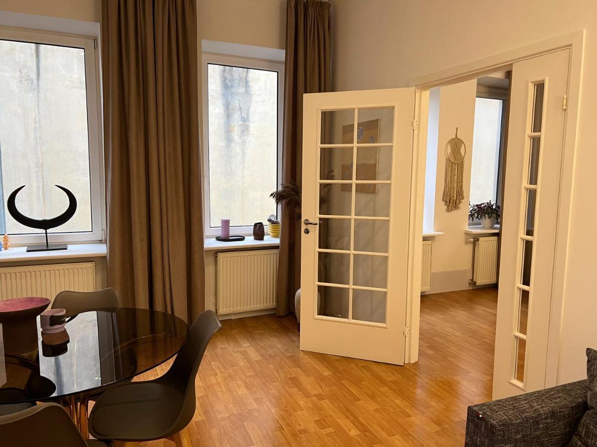 Maironis Apartment 3 Kaunas Buitenkant foto